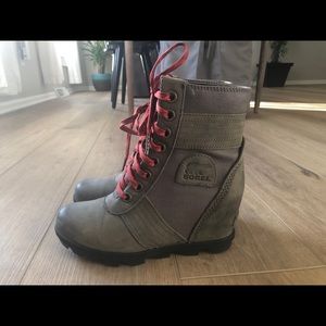NWOT Sorel Lexie Boots Sz 7.5